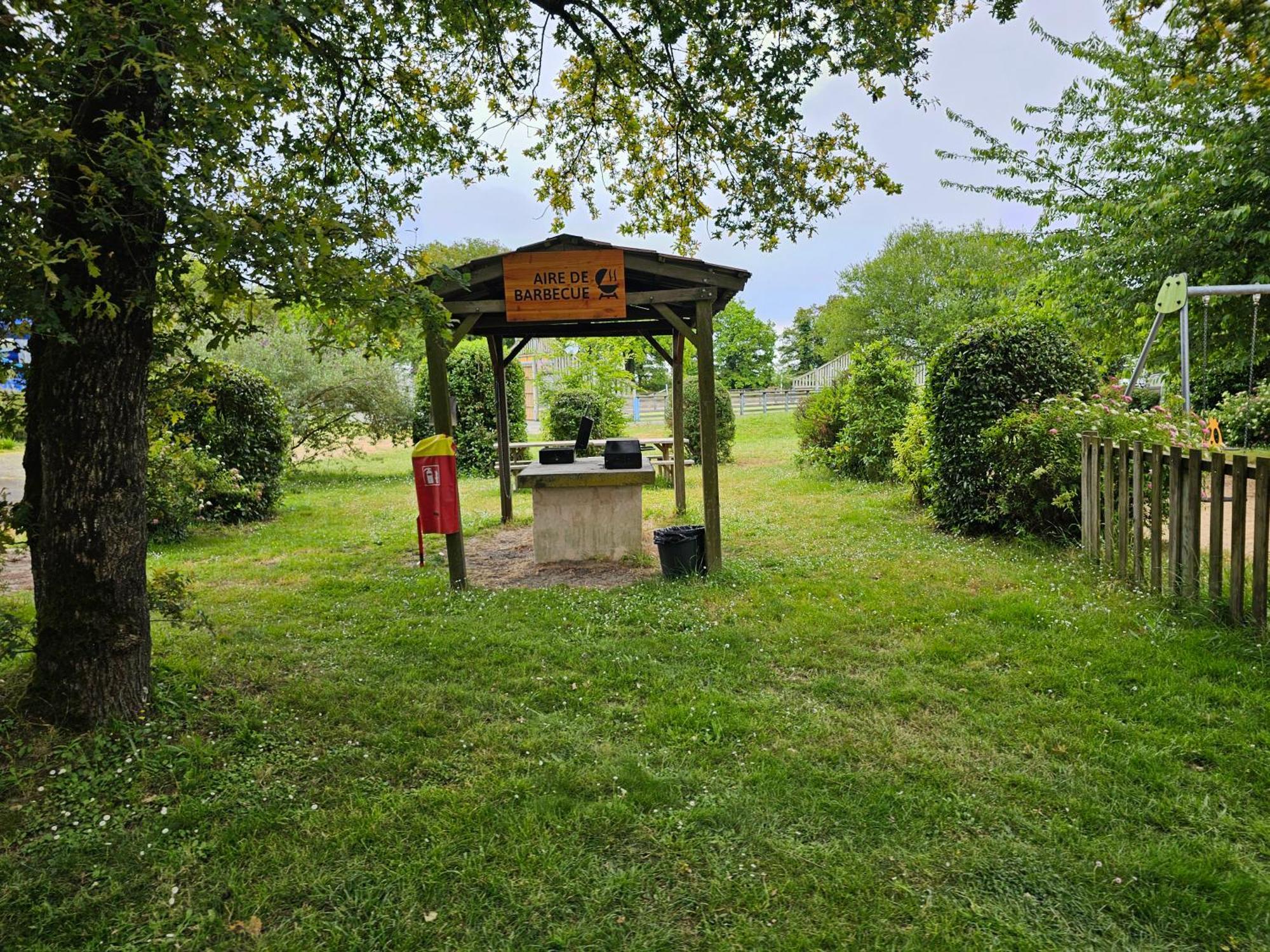 Mobil-Home 6 Personne - Tohapi Coeur De Vendee La Boissiere-de-Montaigu エクステリア 写真